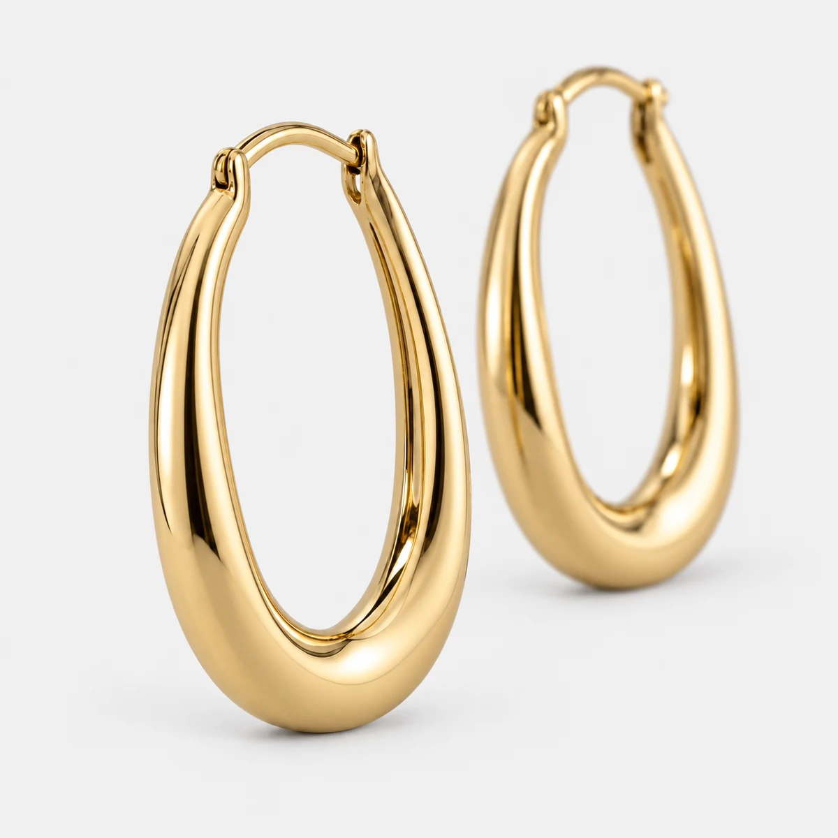 Sculptural Oval Drops, 18k Solid Gold — close-up detail